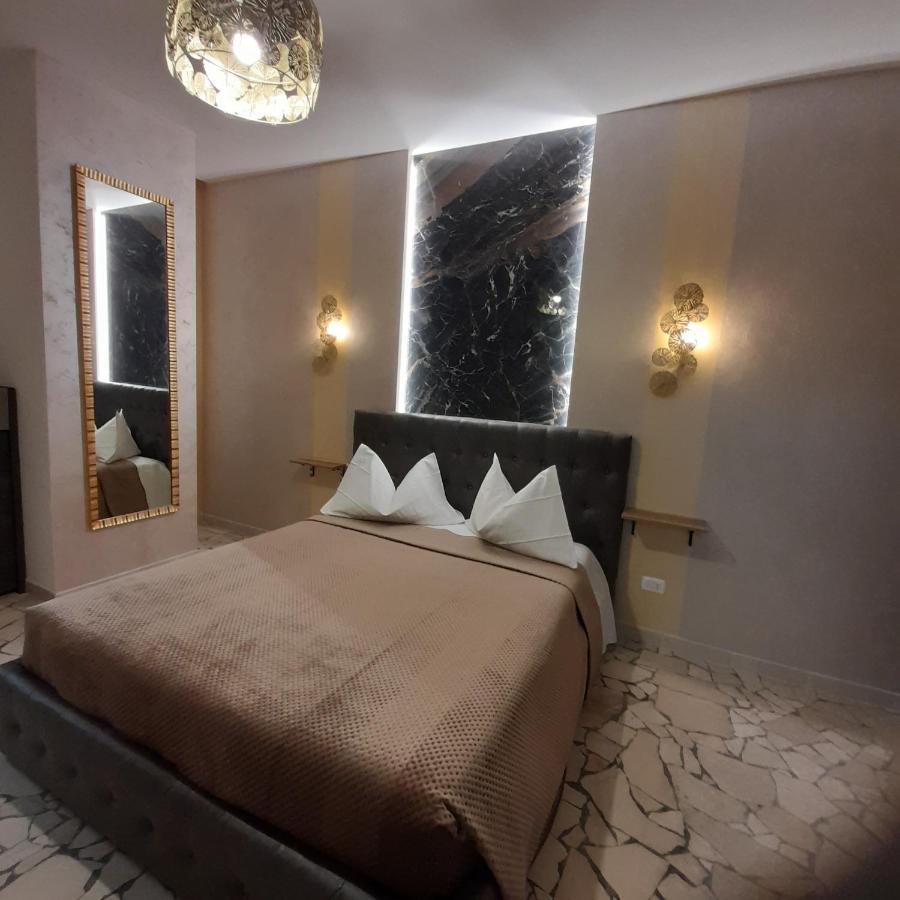 Апартаменты Residenza N&D Luxury Бари Экстерьер фото