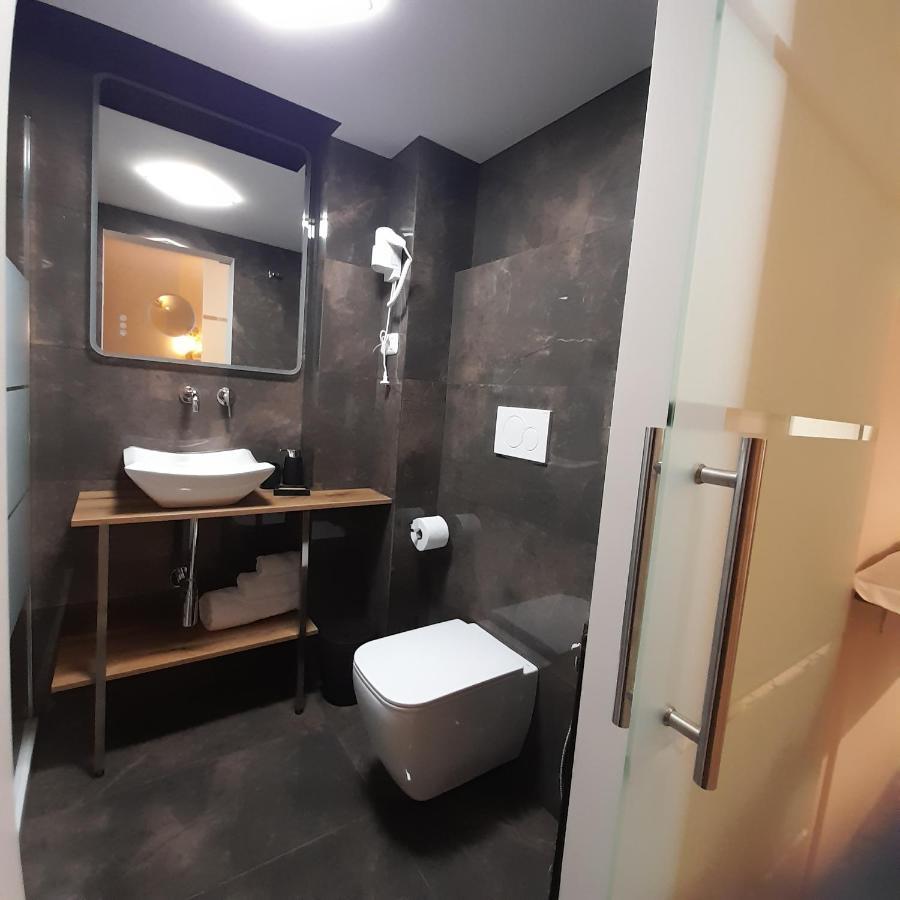 Апартаменты Residenza N&D Luxury Бари Экстерьер фото